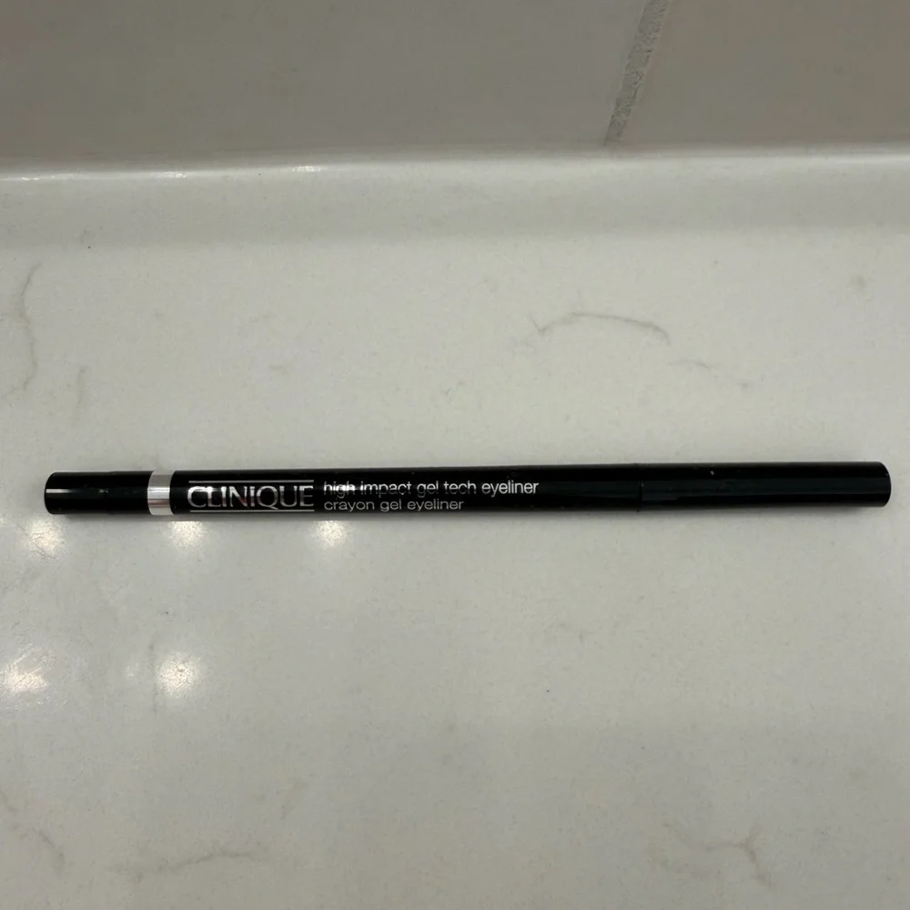 Clinique High Impact Gel Tech Eyeliner — Black Pencil